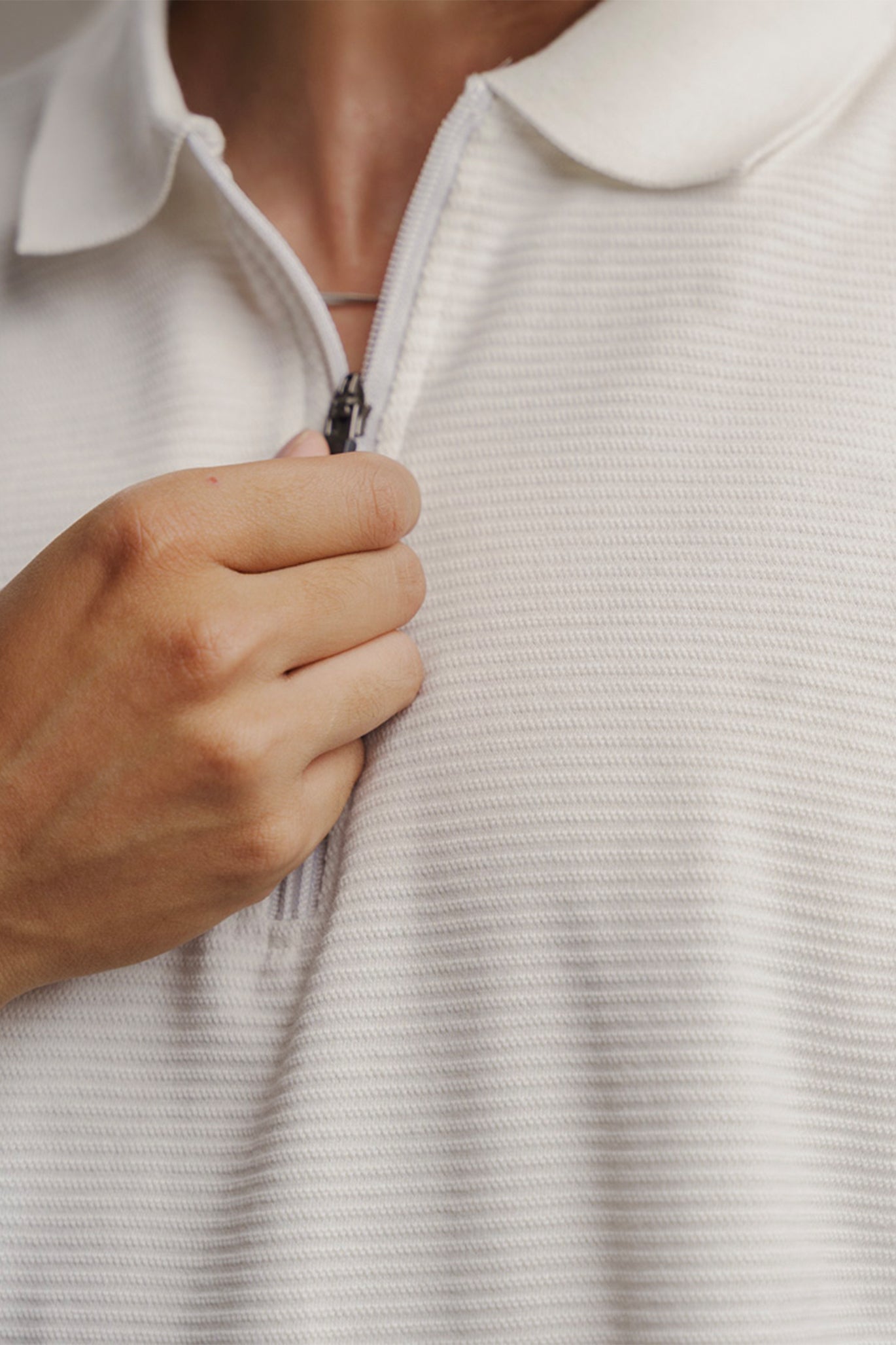 Quarter Zipper Polo White