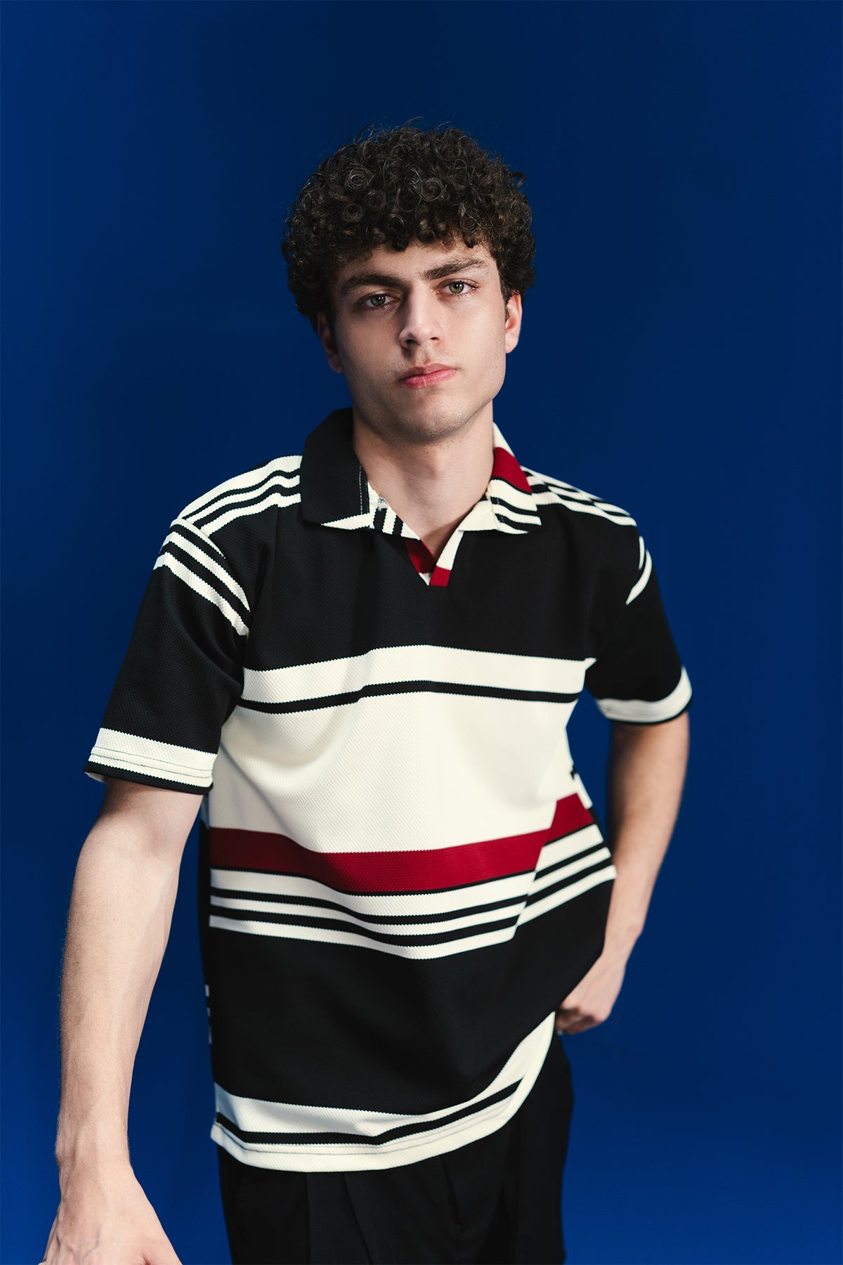 TEXTURED POLO