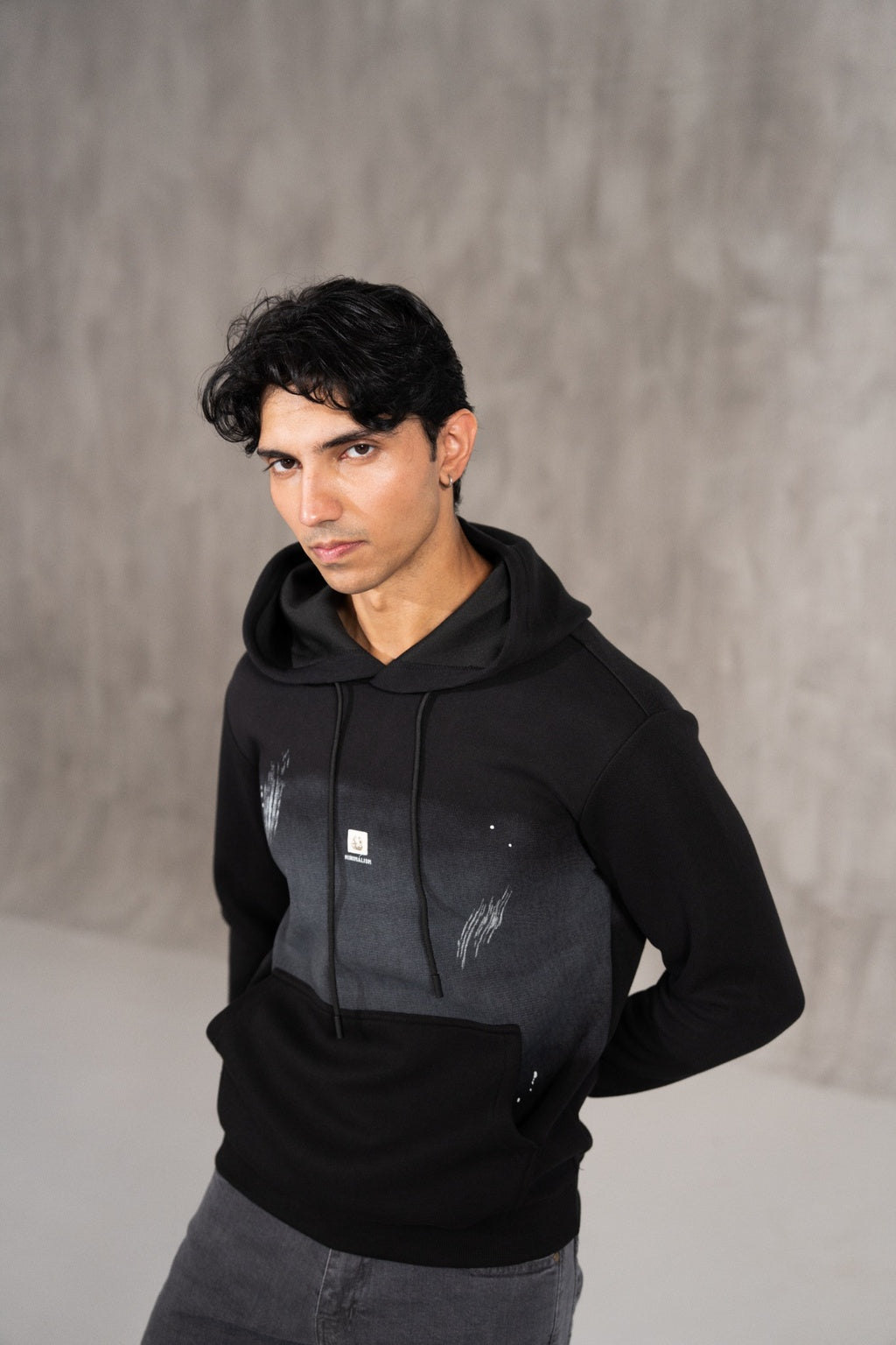 MINIMALIST HOODIE