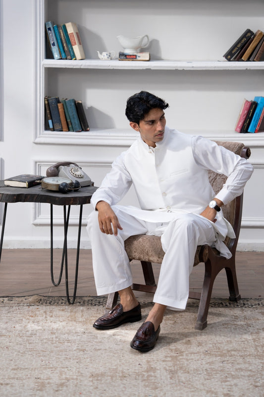 CLASSIC WHITE WAISTCOAT SET