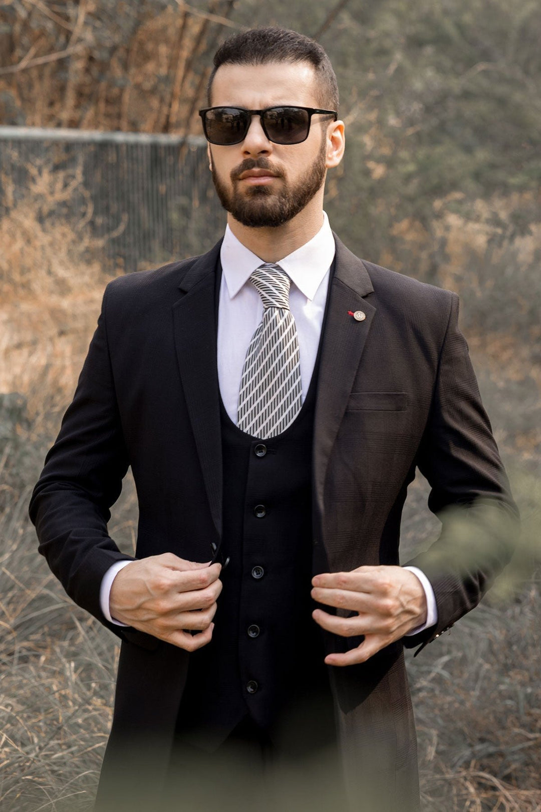 Mens 3 Piece Suit (S09)