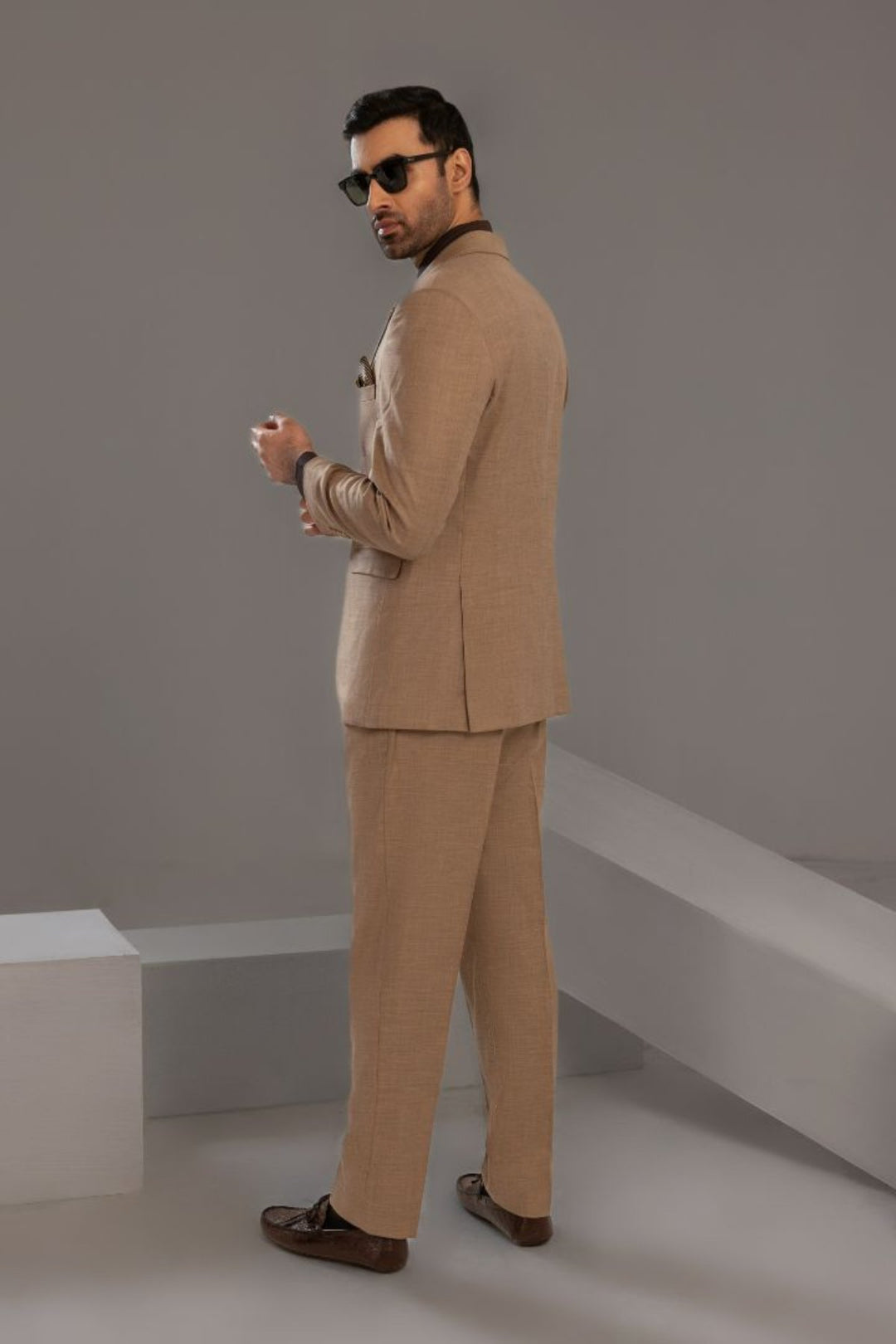 BEIGE DESIGNER 3 PIECE SUIT  S54